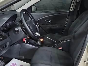 Renault Fluence, 2012г, передний привод, механика