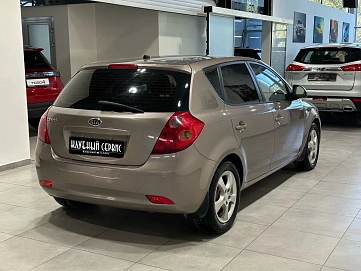 Kia Ceed, 2008г, передний привод, автомат