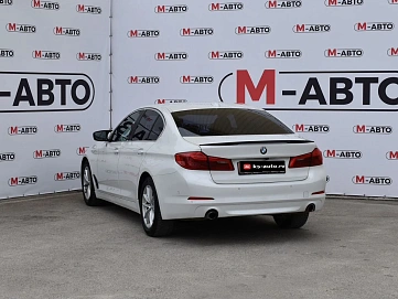 BMW 5 серии, 2018г., задний привод, автомат