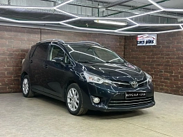 Toyota Verso, 2013г, передний привод, вариатор