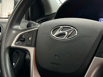 Hyundai Solaris, 2014г, передний привод, автомат