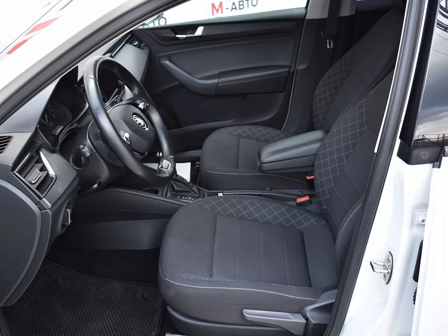 Skoda Rapid, 2021г., передний привод, автомат