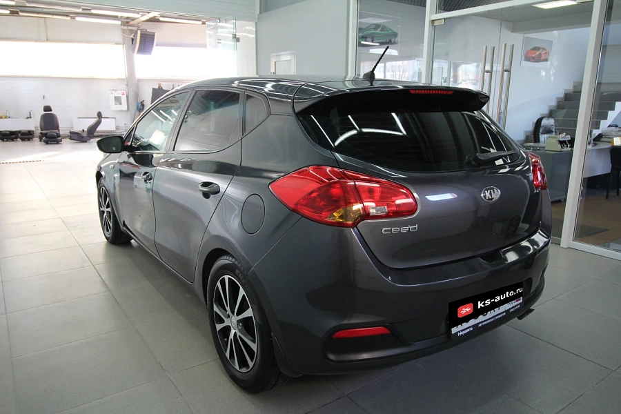 Kia Ceed, 2012г., передний привод, механика