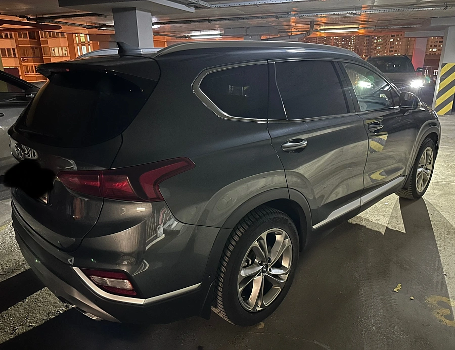 Hyundai Santa Fe, 2018г., полный привод, автомат
