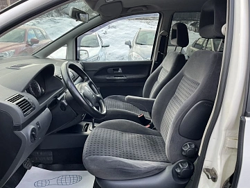 Volkswagen Sharan, 2003г, передний привод, автомат