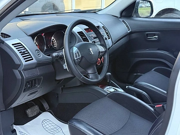 Peugeot 4007, 2012г, полный привод, вариатор