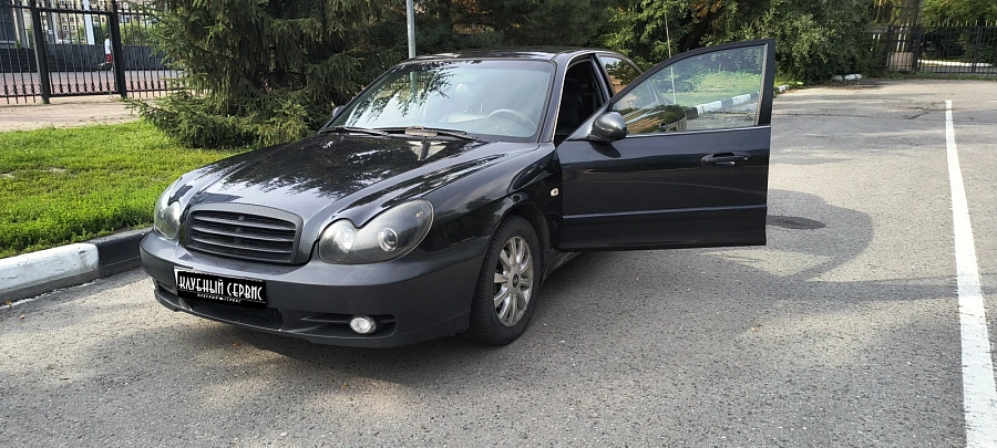 Hyundai Sonata, 2006г., передний привод, автомат