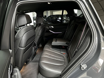 BMW X5, 2023г, полный привод, автомат