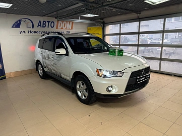 Mitsubishi Outlander, 2011г, полный привод, вариатор