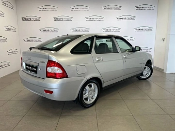 Lada (ВАЗ) Priora, 2010г, передний привод, механика