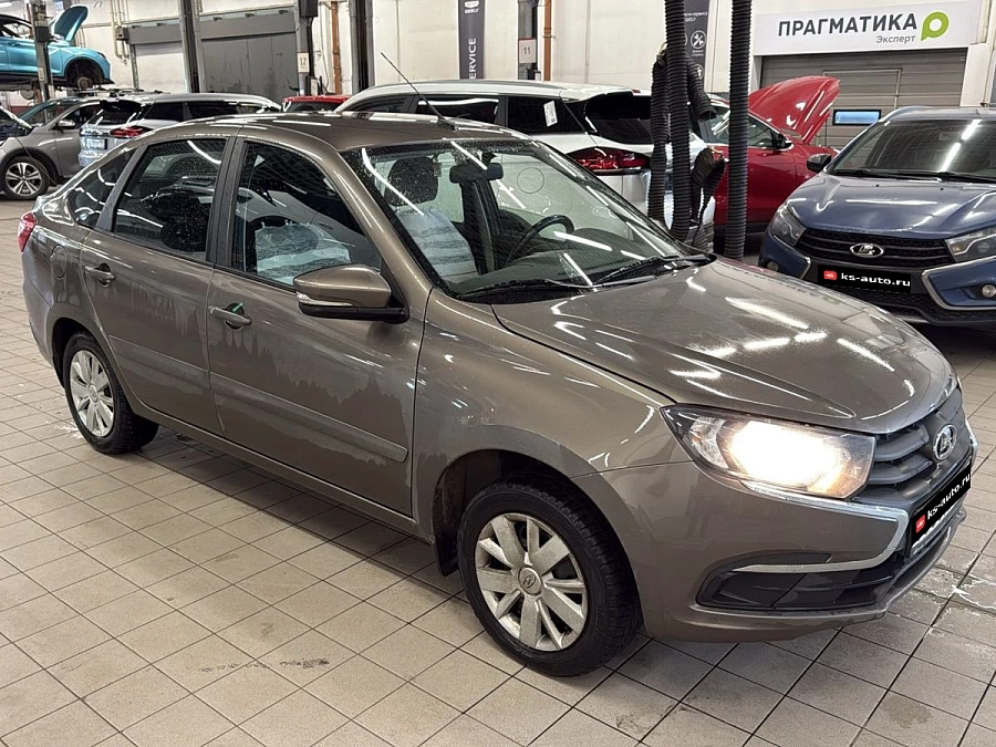 Lada (ВАЗ) Granta, 2020г., передний привод, механика