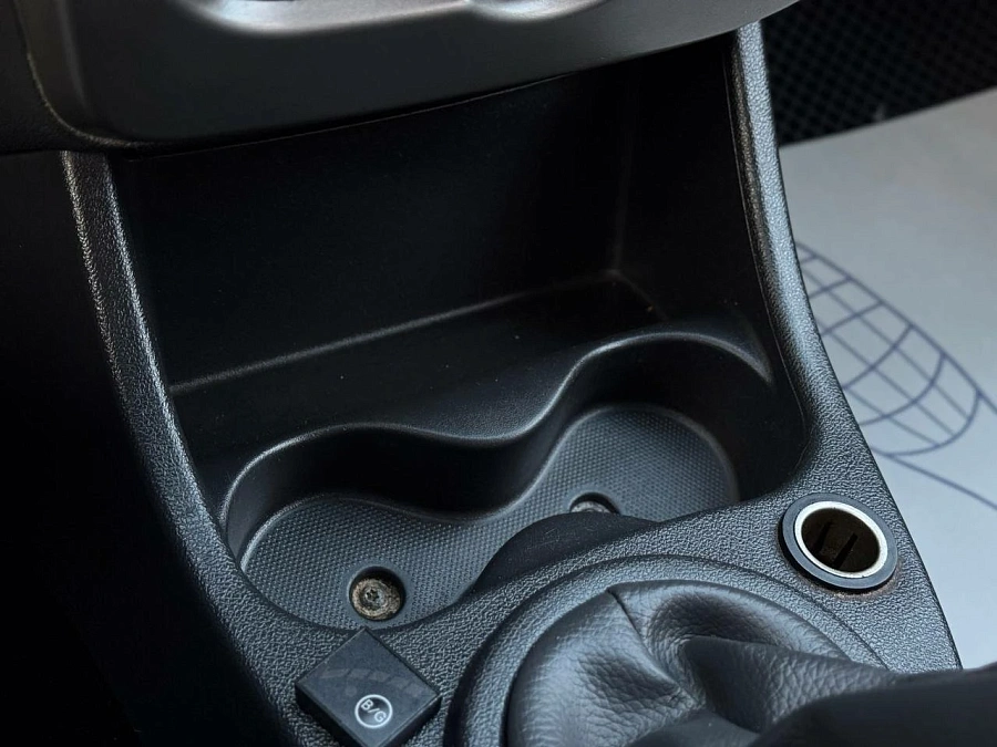 Renault Logan, 2011г., передний привод, механика