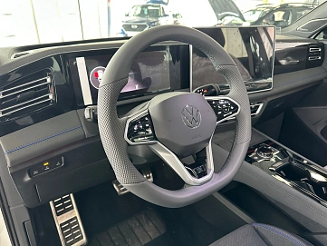 Volkswagen Tiguan, 2026г., полный привод, робот