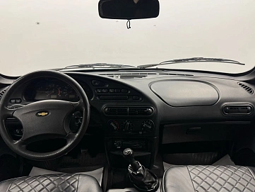 Chevrolet Niva, 2004г, полный привод, механика