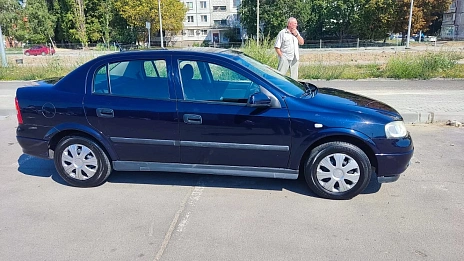 Opel Astra, 2003г, передний привод, механика