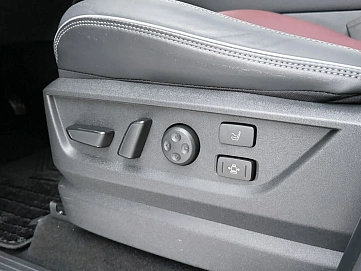 Infiniti QX80, 2025г, полный привод, автомат