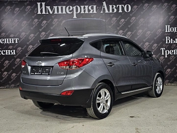 Hyundai ix35, 2012г, передний привод, автомат