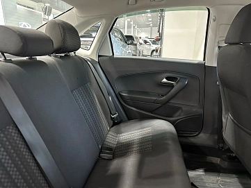 Volkswagen Polo, 2017г, передний привод, механика