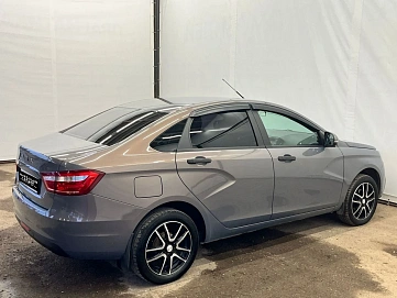 Lada (ВАЗ) Vesta, 2019г, передний привод, механика