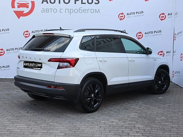 Skoda Karoq, 2021г, передний привод, автомат