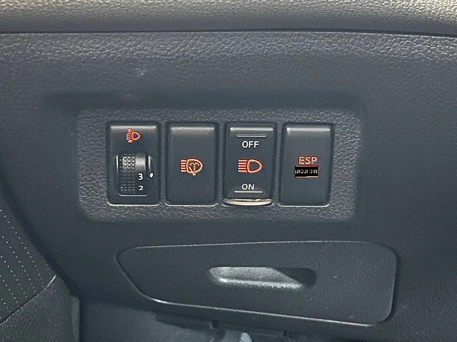 Nissan X-Trail, 2008г., полный привод, механика