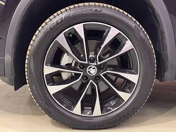 Skoda Kodiaq, 2023г, полный привод, робот