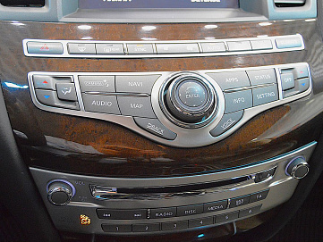 Infiniti QX60, 2019г, полный привод, вариатор