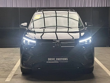 Volkswagen Tiguan, 2025г, полный привод, робот
