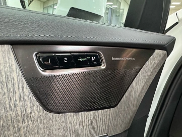 Volvo XC90, 2022г, полный привод, автомат
