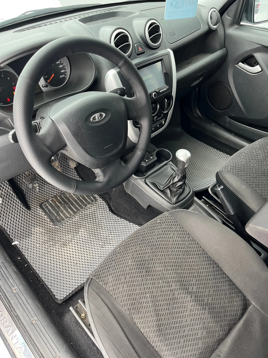 Lada (ВАЗ) Granta, 2014г., передний привод, механика