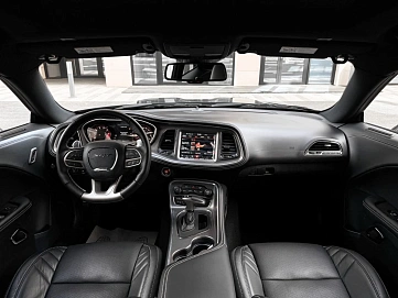 Dodge , 2022г., задний привод, автомат