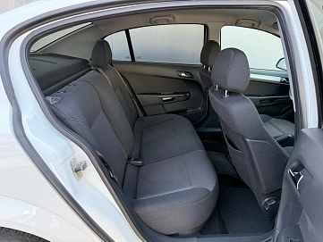 Opel Astra, 2012г, передний привод, механика