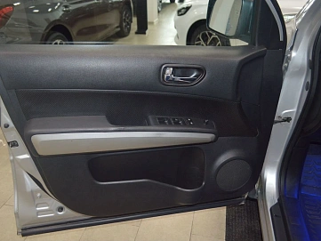 Nissan X-Trail, 2012г, полный привод, механика