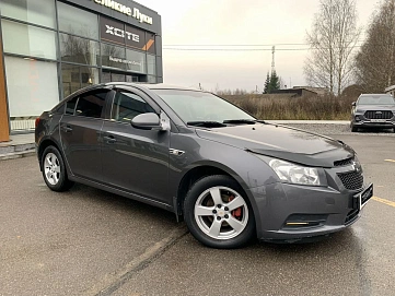 Chevrolet Cruze, 2011г, передний привод, механика