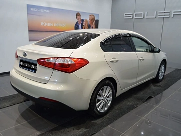Kia Cerato, 2013г, передний привод, автомат