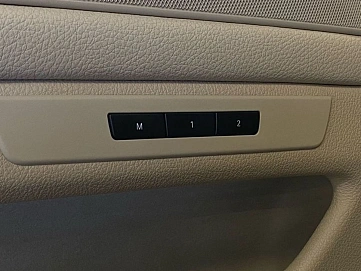 BMW , 2012г., передний привод, автомат