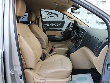 Hyundai , 2018г., задний привод, автомат