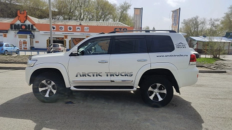 Toyota Land Cruiser, 2015г, полный привод, автомат