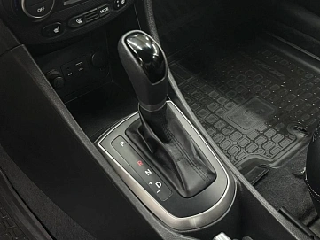 Hyundai Solaris, 2016г, передний привод, автомат