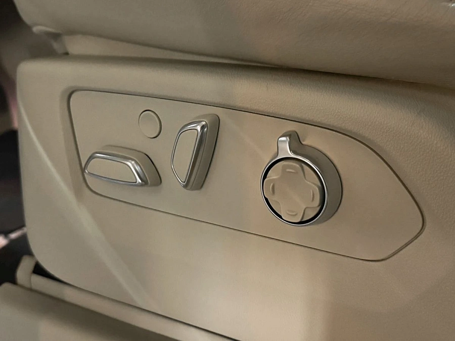 Cadillac Escalade, 2022г., полный привод, автомат