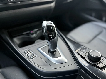 BMW 1 серии, 2012г., передний привод, автомат