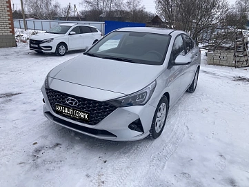 Hyundai Solaris, 2021г, передний привод, автомат