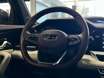 Geely Monjaro, 2022г, полный привод, автомат