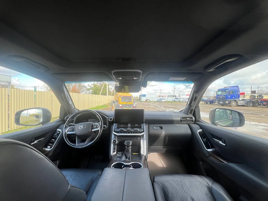 Toyota Land Cruiser, 2023г., полный привод, автомат
