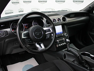 Ford Mustang, 2019г, задний привод, автомат