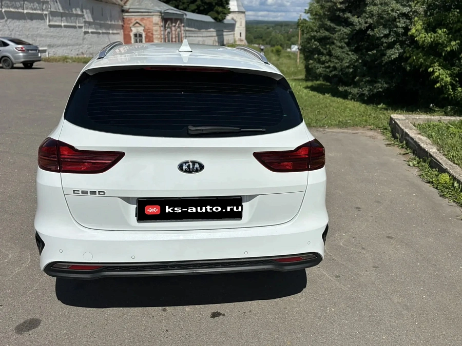 Kia Ceed, 2021г., передний привод, автомат