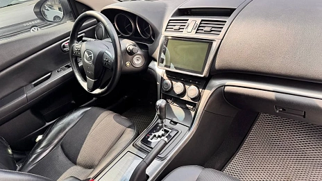 Mazda 6, 2010г, передний привод, автомат