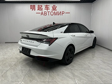 Hyundai Elantra, 2022г, передний привод, вариатор