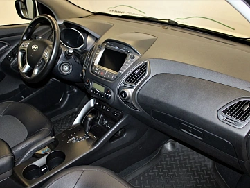 Hyundai ix35, 2013г, передний привод, автомат