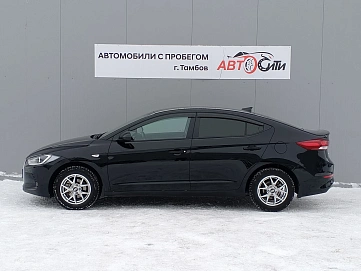 Hyundai Elantra, 2018г, передний привод, автомат